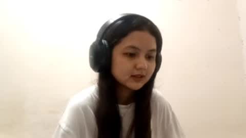 Snapshot of elisabethkapoor chatting on 20, 7, 2026 Harper online show from 20, 7, 2026