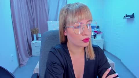 Snapshot of elisabethmills chatting on 26, 12, 2024 Elisabeth online show from 26, 12, 2024