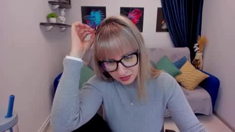 Snapshot of elisabethmills chatting on 17, 1, 2025 Elisabeth online show from 17, 1, 2025