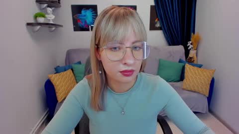 Snapshot of elisabethmills chatting on 29, 1, 2025 Elisabeth online show from 29, 1, 2025