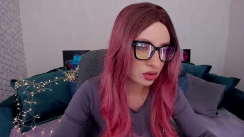 Snapshot of elisabethmills chatting on 13, 2, 2025 Elisabeth online show from 13, 2, 2025