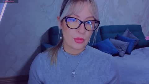 Snapshot of elisabethmills chatting on 14, 9, 2025 Elisabeth online show from 14, 9, 2025