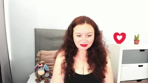 Snapshot of elisabethxsweet chatting on 13, 7, 2026 ElisabethXSweet online show from 13, 7, 2026