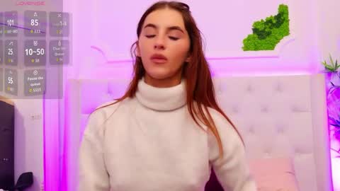 ElisaCharm online show from 9, 4, 2026