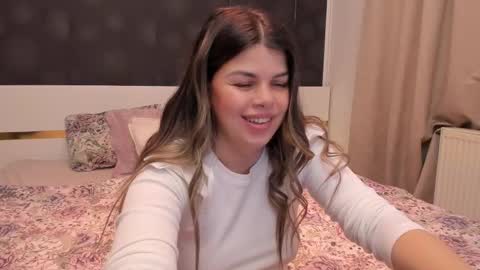 Elly online show from 2, 2, 2026