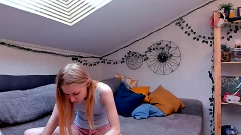 Snapshot of eliteeros chatting on 30, 5, 2026 EliteEros online show from 30, 5, 2026