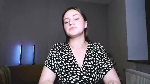 Snapshot of eliza_sin chatting on 17, 10, 2025 Elizabeth online show from 17, 10, 2025