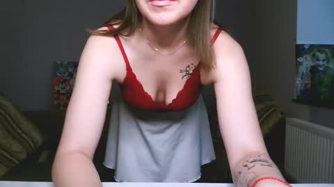 Elizabeth online show from 14, 12, 2025