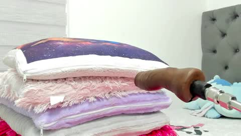 ELIZA online show from 5, 4, 2026