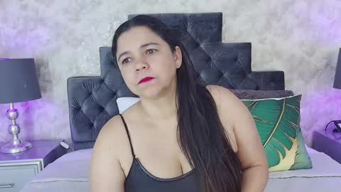 Snapshot of elizabeth_colleman chatting on 23, 5, 2026 Elizabeth online show from 23, 5, 2026