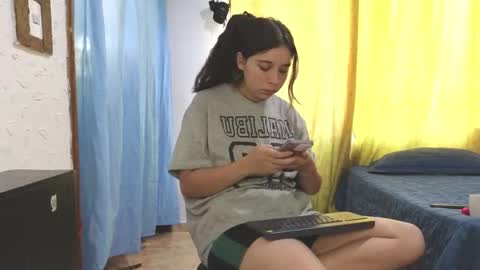 Snapshot of elizabeth_evanz chatting on 18, 1, 2025 elizabeth online show from 18, 1, 2025