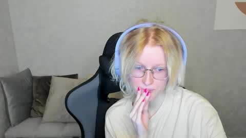 Snapshot of elizabeth_harpper chatting on 27, 9, 2025 Elizabeth online show from 27, 9, 2025