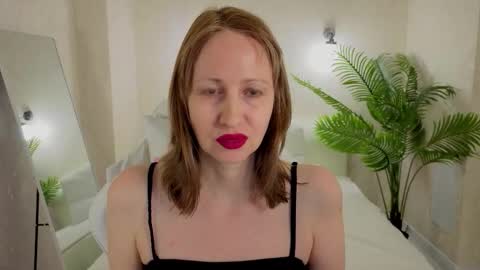 Elizabeth online show from 25, 3, 2026