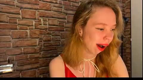 Snapshot of elizastorm chatting on 20, 7, 2026 Eliza online show from 20, 7, 2026