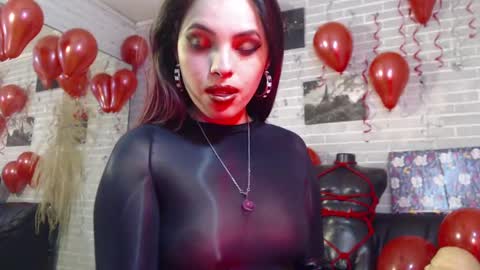   online show from 8, 3, 2025