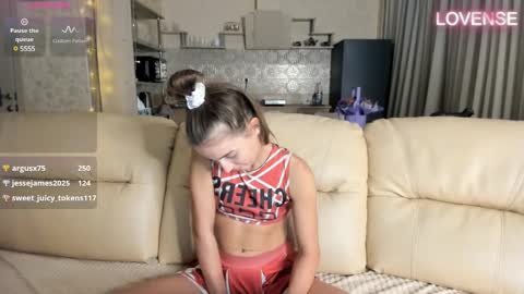 Eliz                               online show from 14, 2, 2025