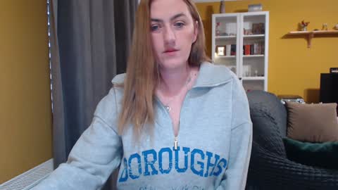 Ella  Max online show from 17, 1, 2025