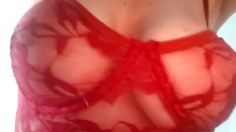 Snapshot of ella_pink chatting on 2, 12, 2025 Ella online show from 2, 12, 2025