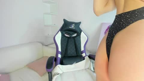 Ella online show from 3, 4, 2026