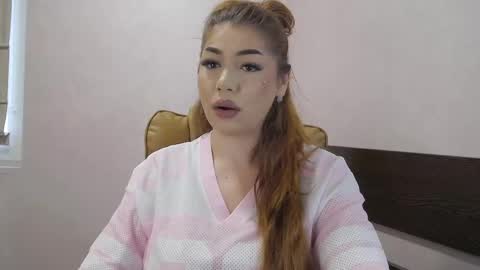 Ella online show from 4, 6, 2026