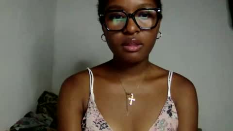 ellah245 online show from 23, 3, 2026