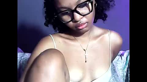 Snapshot of ellah245 chatting on 5, 6, 2026 ellah245 online show from 5, 6, 2026
