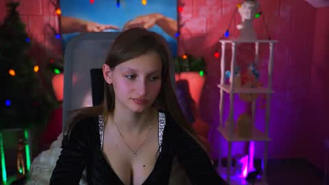 Ella online show from 30, 12, 2024