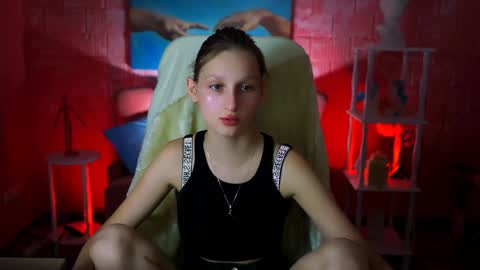 Ella online show from 27, 1, 2025