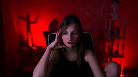 Ella online show from 12, 3, 2025