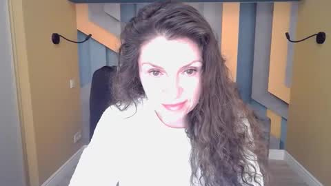 EllaLongs online show from 5, 2, 2026