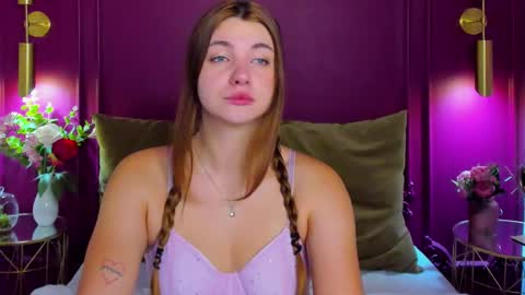 Ella online show from 12, 10, 2025