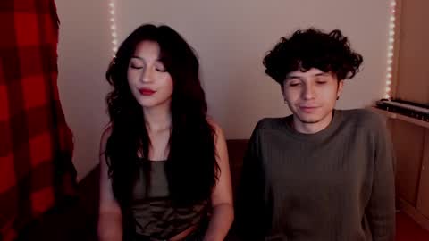 Ella and Cain online show from 5, 2, 2025