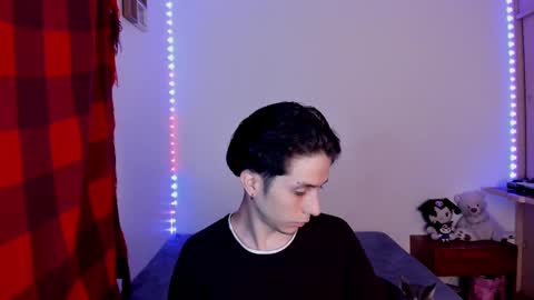 Ella and Cain online show from 8, 3, 2025