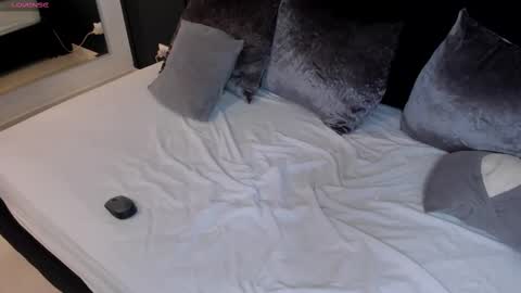 Snapshot of ellen_grace chatting on 23, 9, 2025 Ellen  online show from 23, 9, 2025