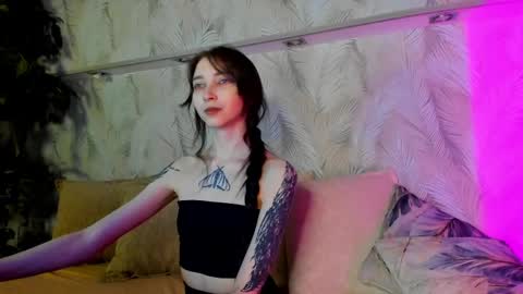 Snapshot of ellen_hops chatting on 27, 4, 2026 Ellen online show from 27, 4, 2026