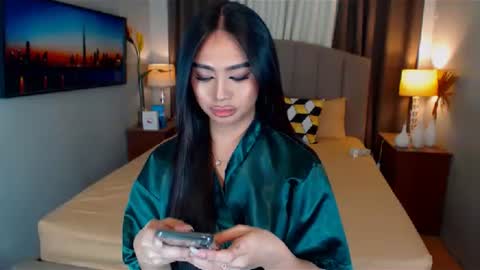 ellie online show from 25, 1, 2025