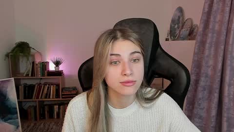 elliecutes online show from 6, 1, 2025