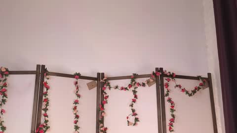 elliefrost online show from 19, 2, 2025