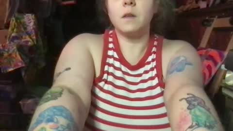 Ellie Louise online show from 14, 4, 2026