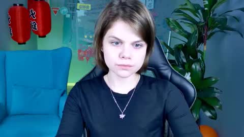 elliemurler online show from 21, 11, 2025