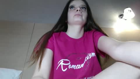 Snapshot of elliewalkersdreamgirl chatting on 29, 12, 2024 Effie1818 online show from 29, 12, 2024