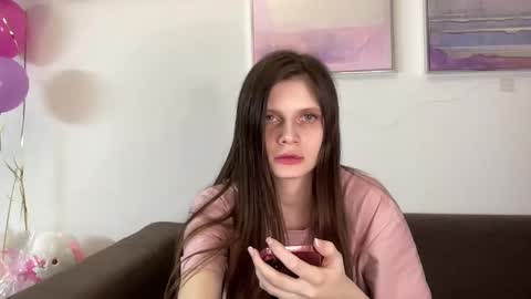 Snapshot of elliewalkersdreamgirl chatting on 5, 2, 2025 Effie1818 online show from 5, 2, 2025