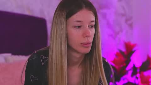 EllinaNuria online show from 23, 3, 2026