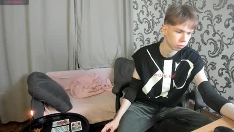 Snapshot of elliot_mars_ chatting on 7, 10, 2025 elliot_mars_ online show from 7, 10, 2025