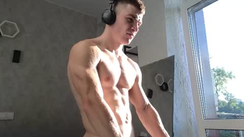 Snapshot of elliot_muscle04 chatting on 30, 6, 2026 elliot_muscle04 online show from 30, 6, 2026