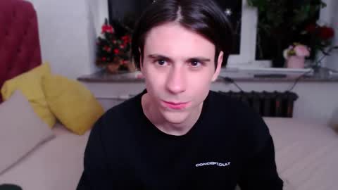 ellis_rin online show from 5, 12, 2025