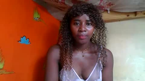 Snapshot of ellodi chatting on 1, 6, 2026 Ellodi online show from 1, 6, 2026
