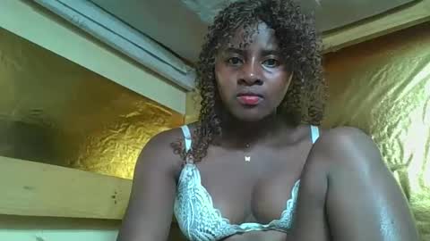 Snapshot of ellodi chatting on 4, 6, 2026 Ellodi online show from 4, 6, 2026