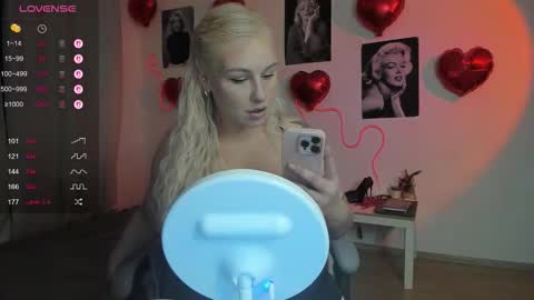 Elly online show from 12, 2, 2026