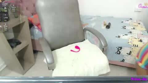 Snapshot of elly_willis chatting on 11, 7, 2026 Elly online show from 11, 7, 2026